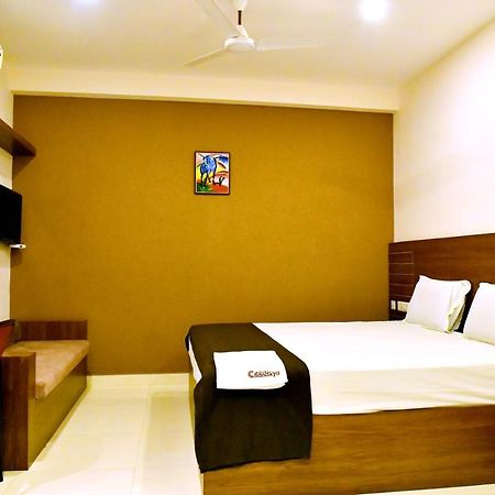 Hotel Chanakya ปาลักกัด ภายนอก รูปภาพ